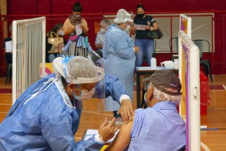 Coronavirus en Argentina: Confirmaron 5.301 contagios, la cifra más alta desde el 1 de septiembre