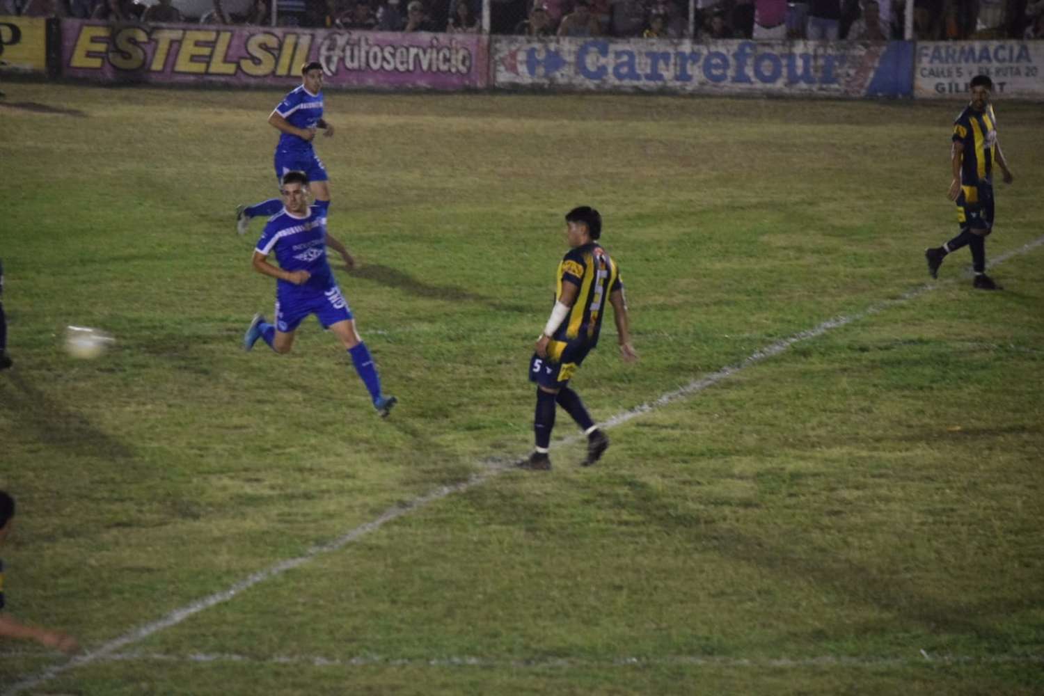 Con un gol agónico, Juventud Urdinarrain venció a Deportivo en un partidazo