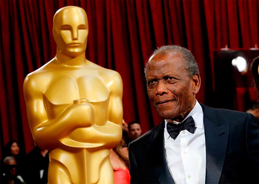 Murió Sidney Poitier, el primer actor negro en ganar un premio Oscar