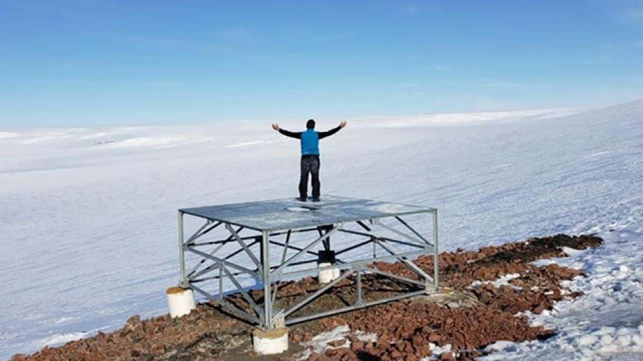 Completaron la instalación de la cúpula del Observatorio Robótico Argentino en la Antártida