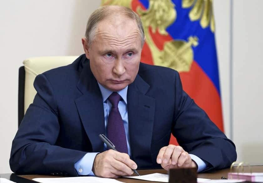 Rusia prohíbe salida de   inversiones extranjeras 