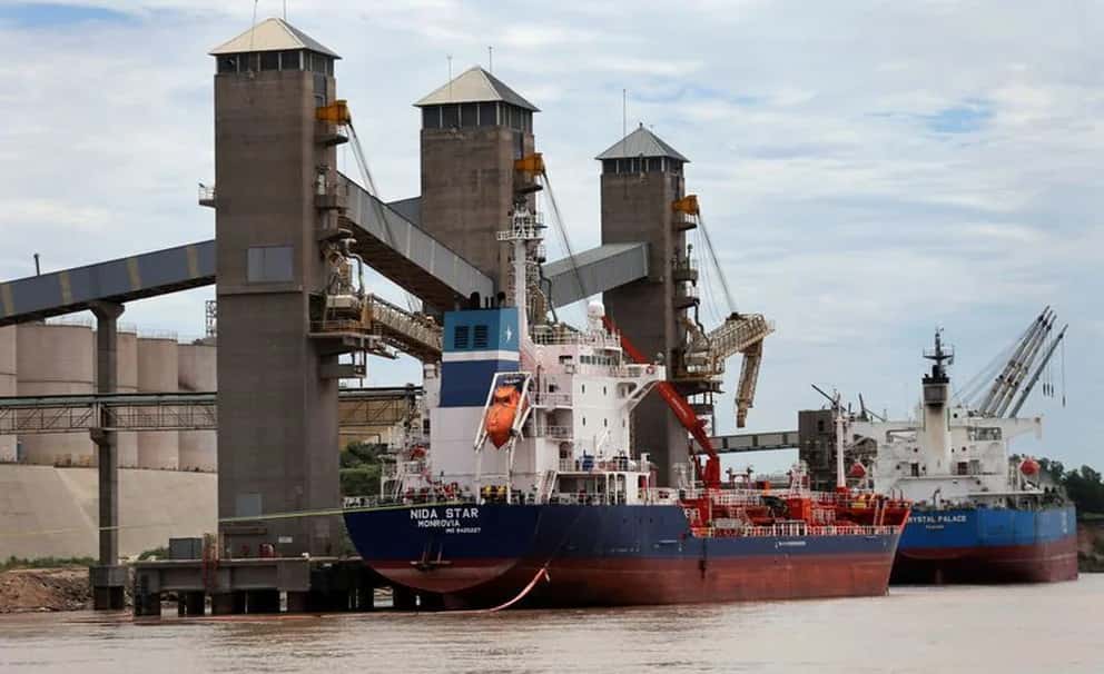 El Gobierno cerró las exportaciones  de harina y aceite de soja: se espera  una suba de las retenciones