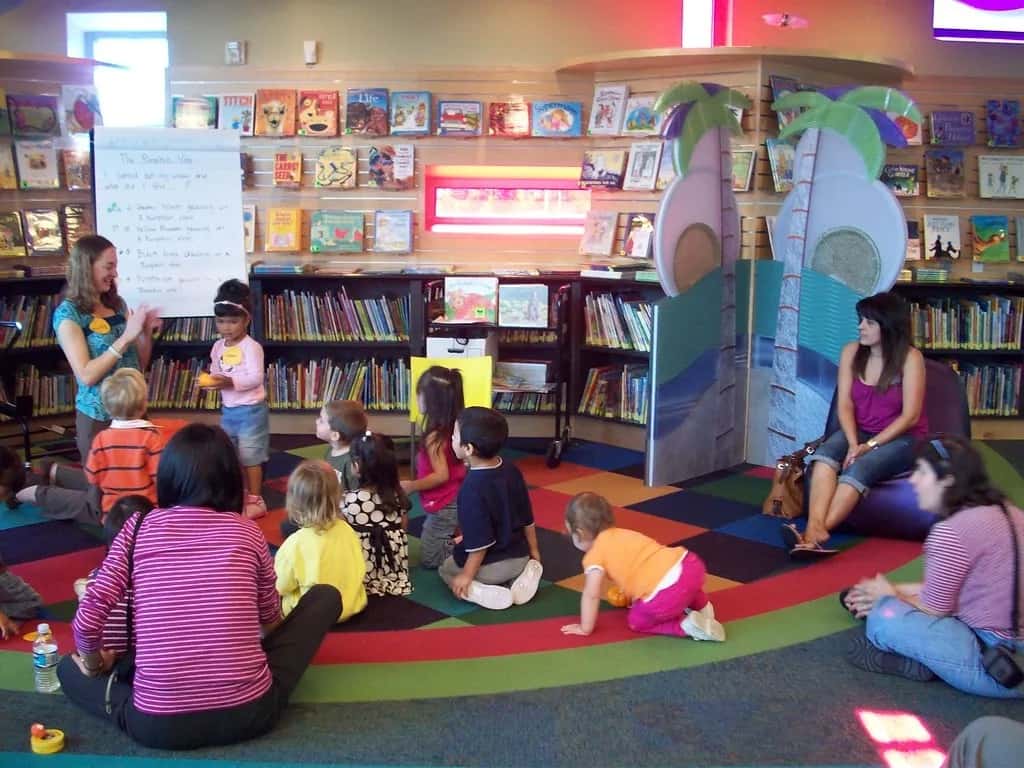 Entregarán a partir de mayo libros de literatura infantil en jardines de infantes