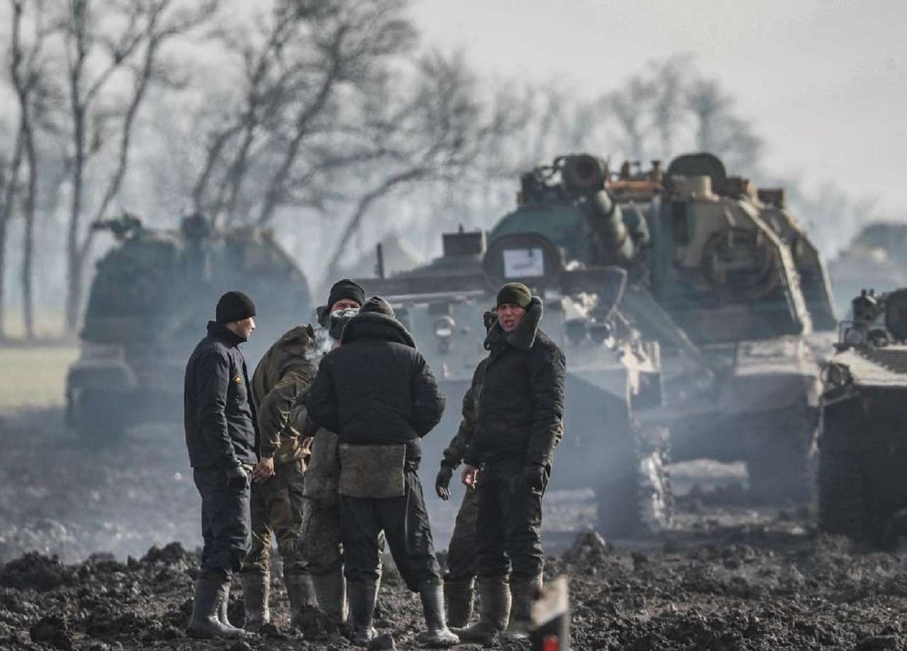 Tras denuncias de masacre en Ucrania, más países de Europa expulsan a diplomáticos rusos