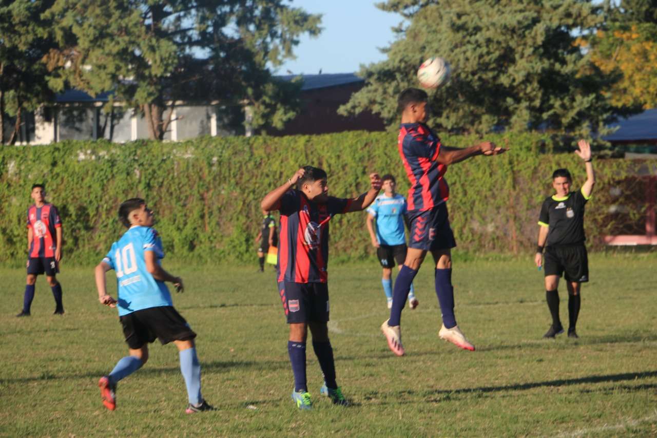 Fútbol Departamental: Ganaron Sud América y Juventud Unida