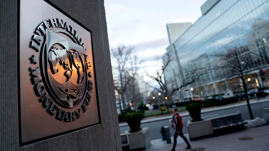 Avanza la primera revisión del programa con el FMI