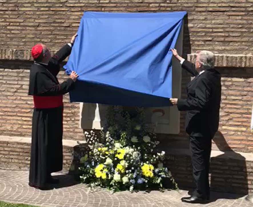 Inauguran un "rincón uruguayo" en los Jardines Vaticanos