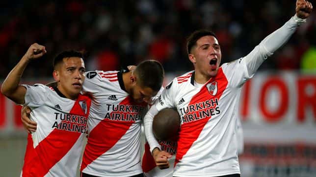 River, ya clasificado, recibe a Alianza Lima buscando ser uno de los mejores primeros