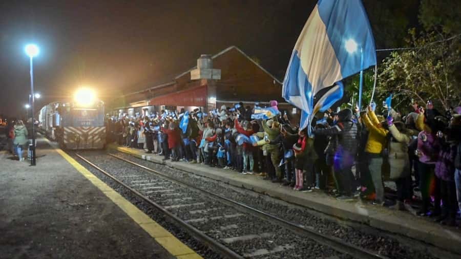 San Lorenzo celebra el retorno del tren