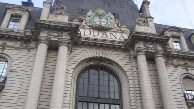  Aduana denunció una maniobra  ilegal de “alquiler de cautelares”