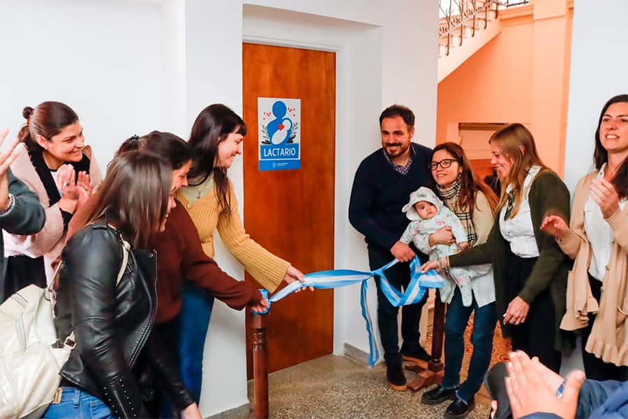 Se inauguró el primer lactario  para el personal municipal