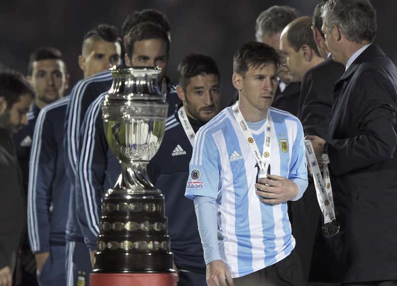 Argentina falló en los penales y todo el festejo fue de Chile