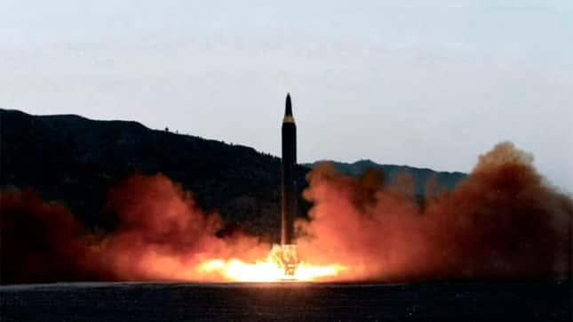 Más misiles y una alerta de EEUU agravan la crisis en la península coreana