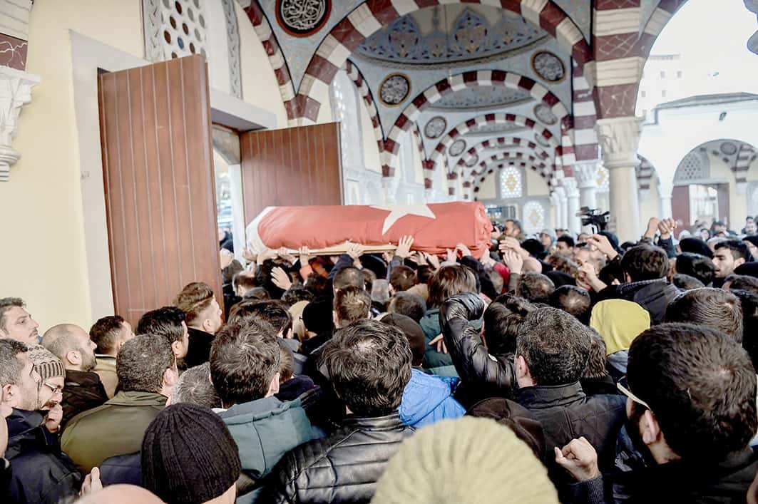 Turquía: Matanza en discoteca  de Estambul deja casi cuarenta muertos en Año Nuevo
