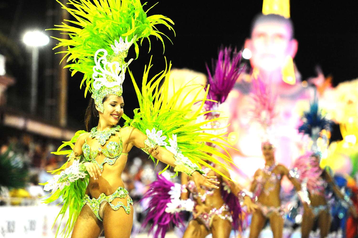    Anteúltima noche para  el Carnaval del País
