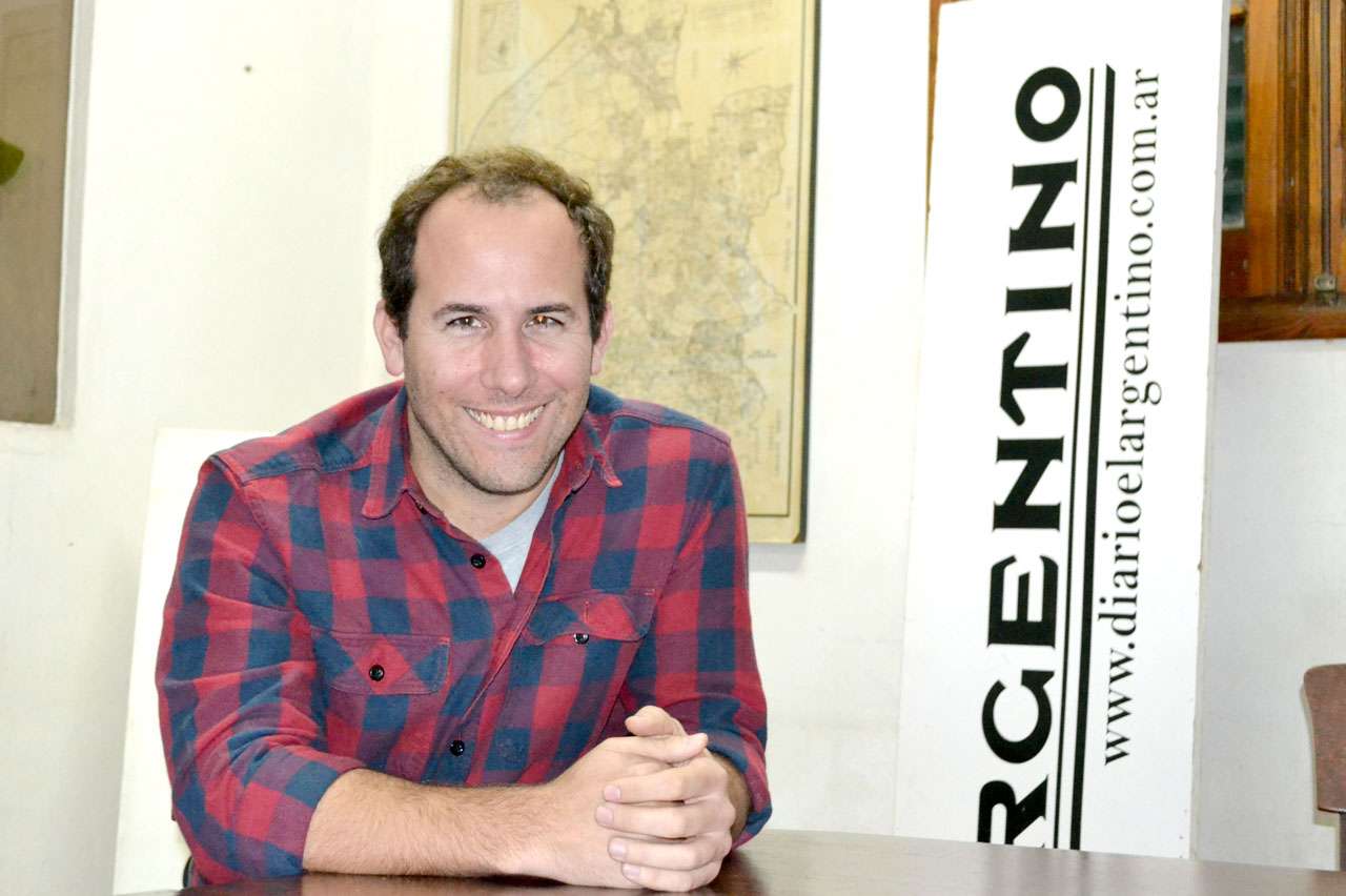 Diálogo con Santiago Fracarolli, actor 