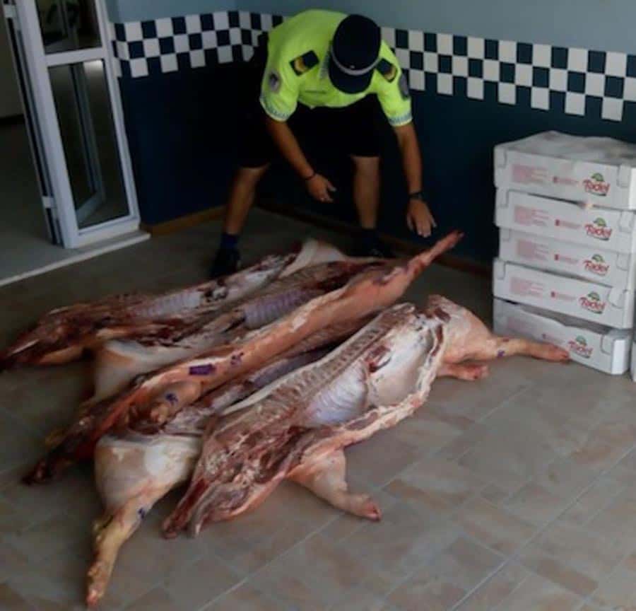 Secuestro de carne de cerdo y pollo
