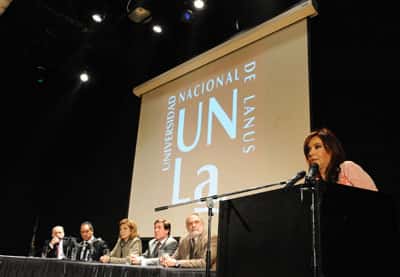 Cristina Kirchner llamó  a estar 'alertas' ante  la crisis europea