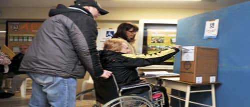 Las personas con discapacidad pueden elegir la escuela para emitir su voto en las elecciones 