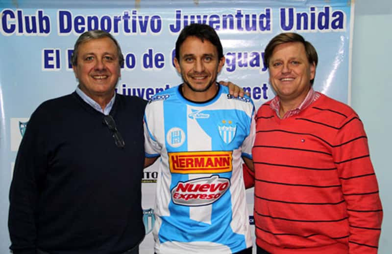 Barrado firmó su contrato y es jugador de Juventud