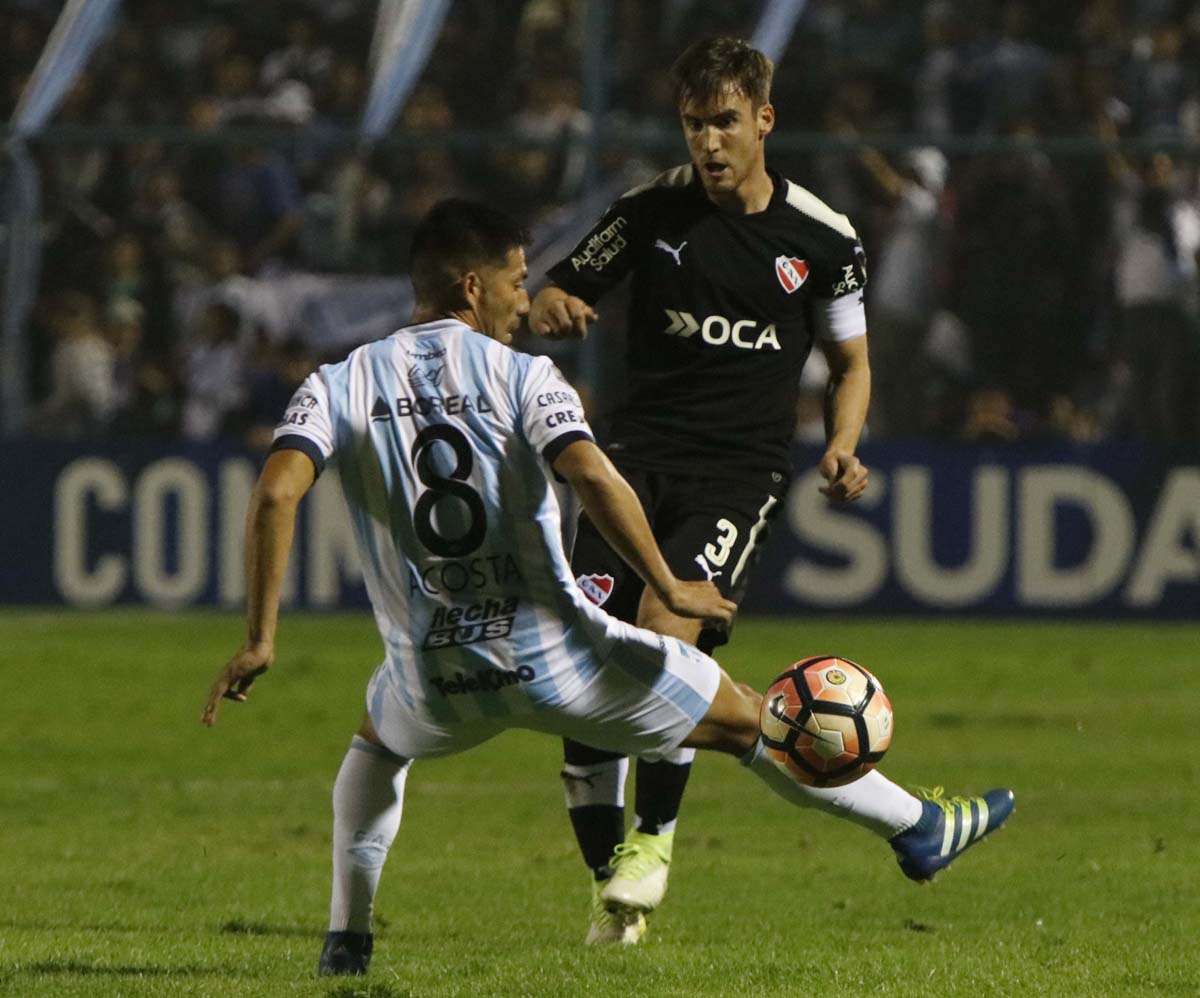 Independiente recibe a Atlético Tucumán en busca del pase  a semifinales de la Sudamericana