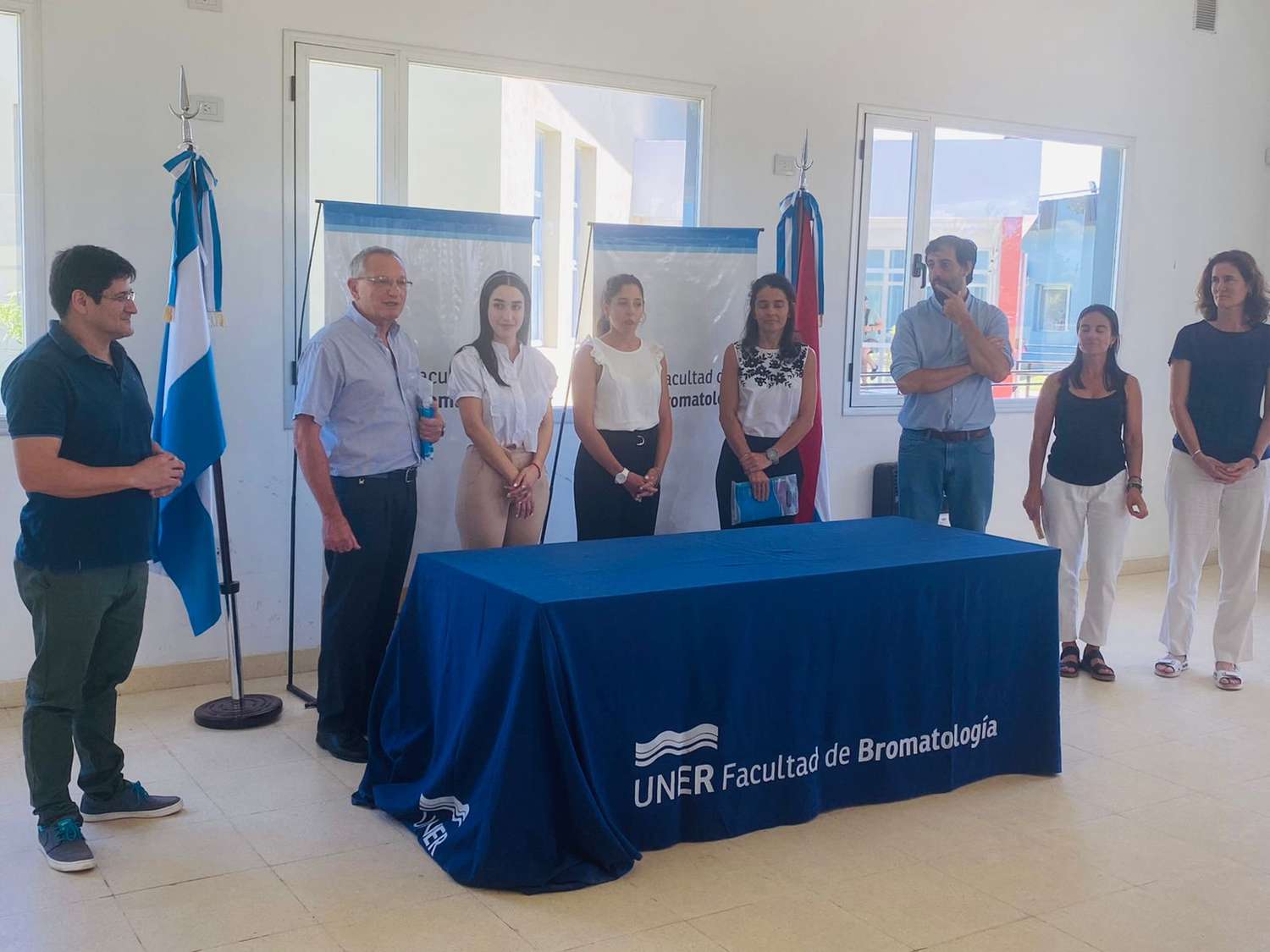 En la tarde de hoy se recibieron las primeras bioquímicas de la Facultad de Bromatología de la Universidad Nacional de Entre Ríos: Catalina Domínguez y Agustina Terreni.