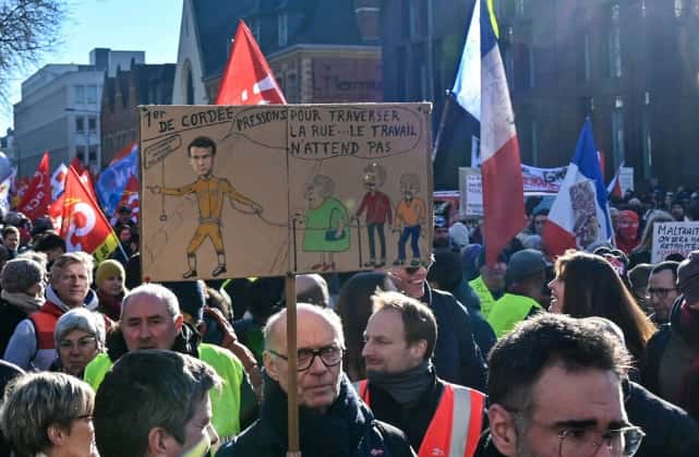 Francia: nueva protesta contra la reforma previsional de Macron