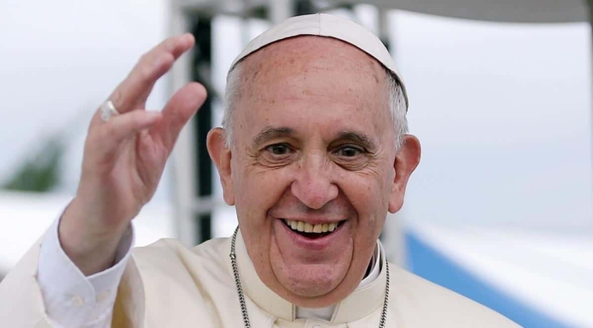 Durante la grabación, el Papa dejó tres deseos para el futuro: "fraternidad, llanto y sonrisa".