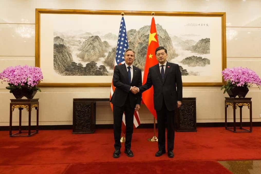 El secretario de Estado norteamericano habló con el ministro de Relaciones Exteriores chino durante siete horas y media, incluso durante un banquete, en una residencia estatal.