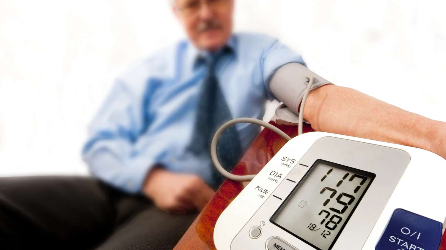 La mitad de los diagnosticados por hipertensión mejoraron con el uso del tensiómetro digital