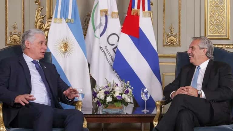 Política exterior argentina y las reflexiones de Fito Páez
