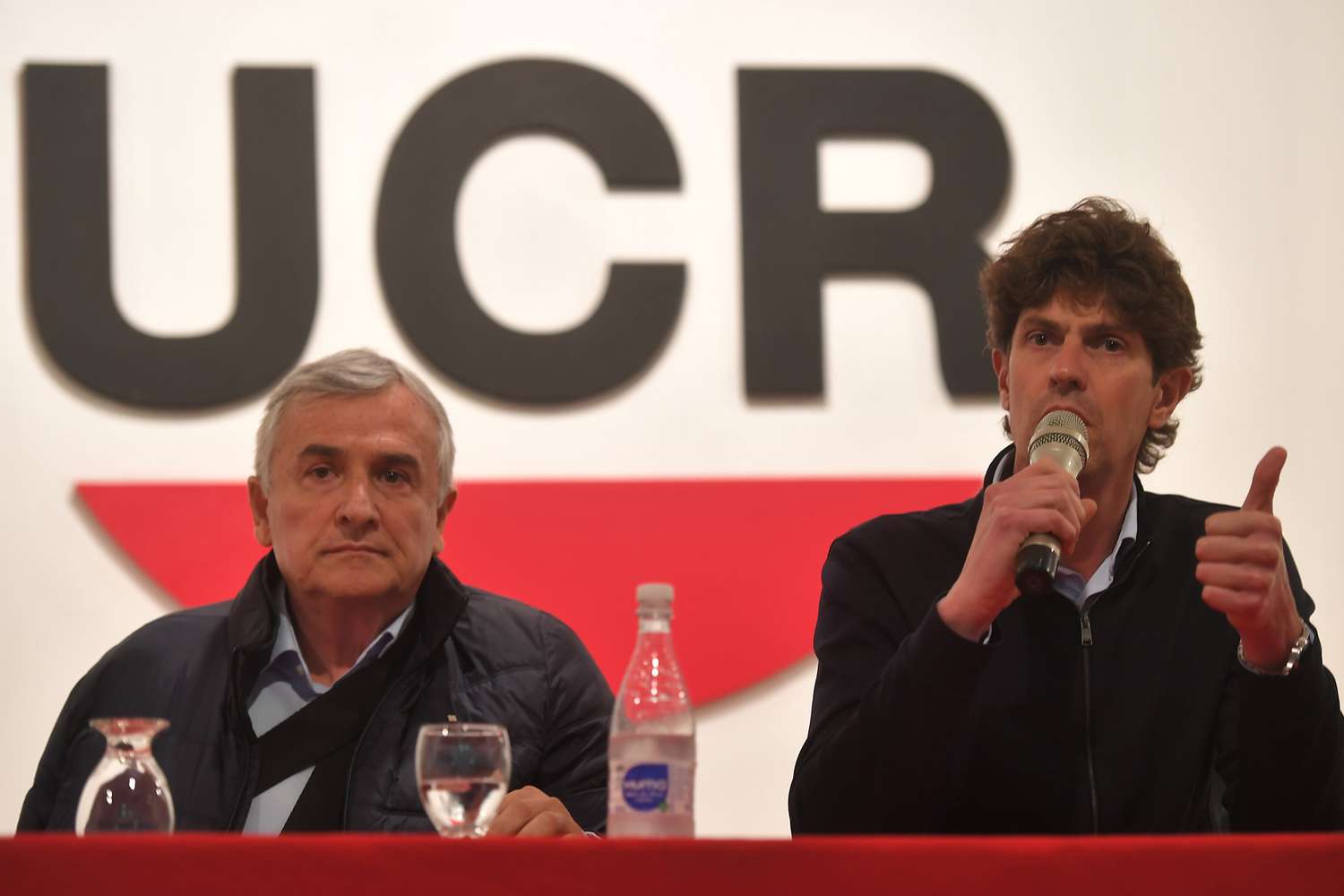 La UCR "no acompañará" a ningún candidato en el balotaje y descalificó a Bullrich y Macri