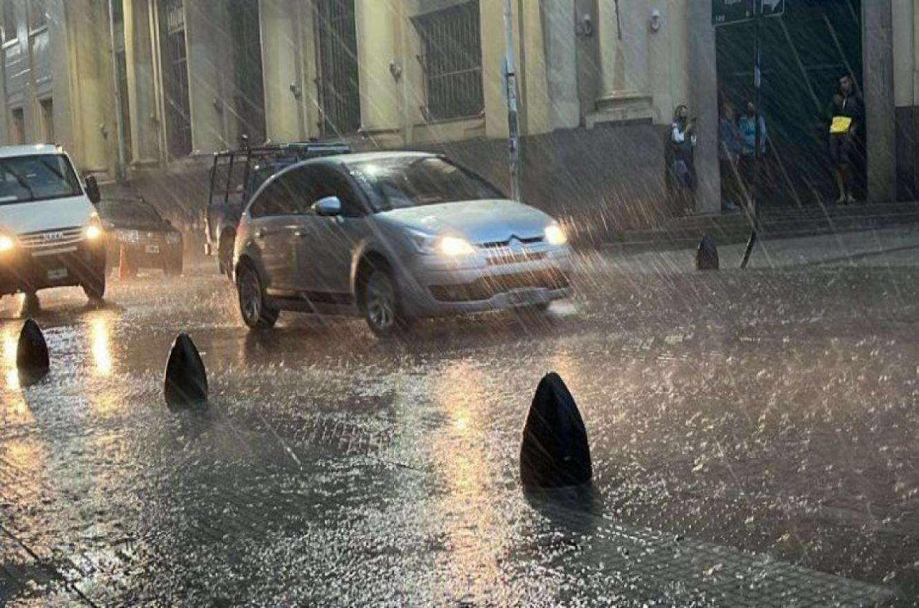 Lluvias y tormentas en la ciudad: hasta cuando seguirá el mal tiempo en Gualeguaychú