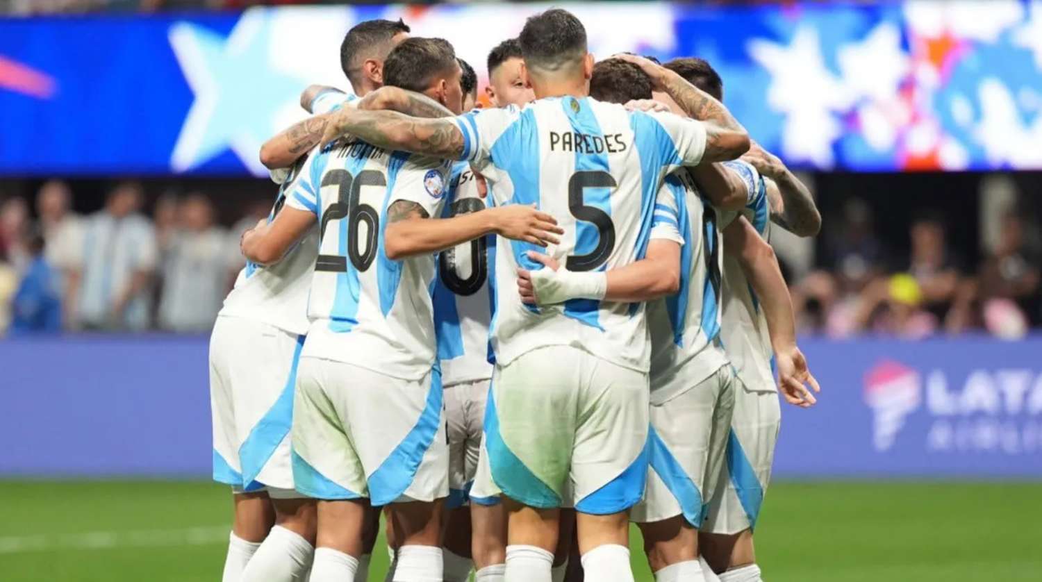 Argentina le ganó 2 a 0 a Canadá en su debut por Copa América