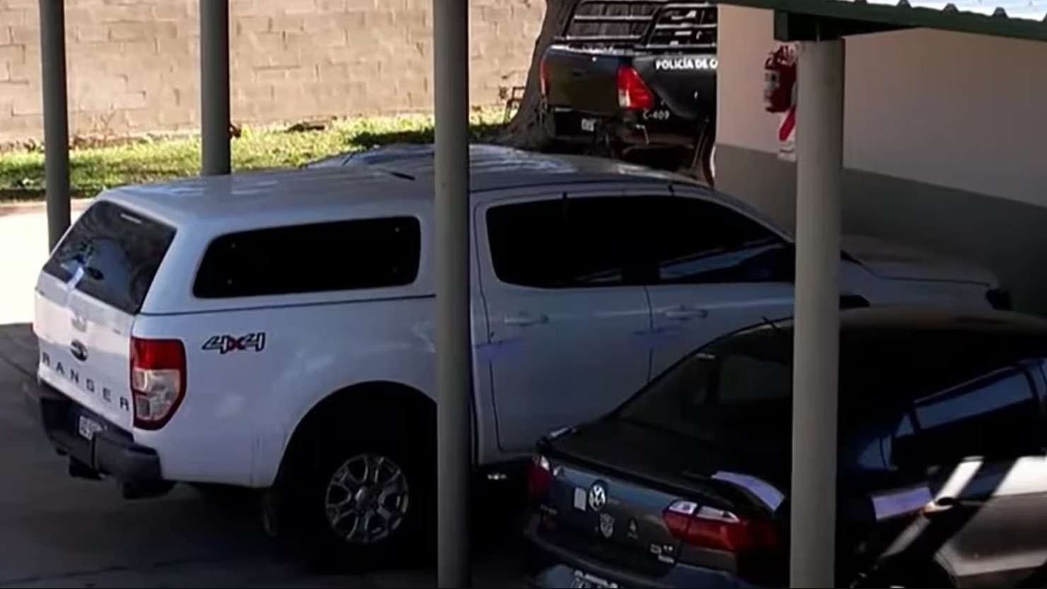 Loan: Encontraron un golpe y manchas rojas en la camioneta de un sospechoso