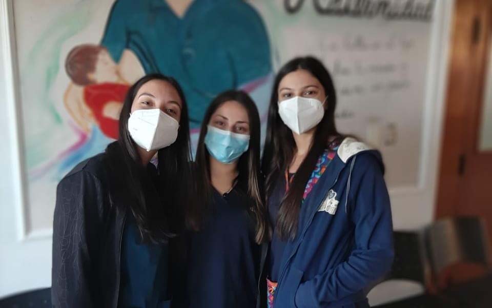 Licenciadas en obstetricia terminaron sus  prácticas finales en el Hospital Centenario
